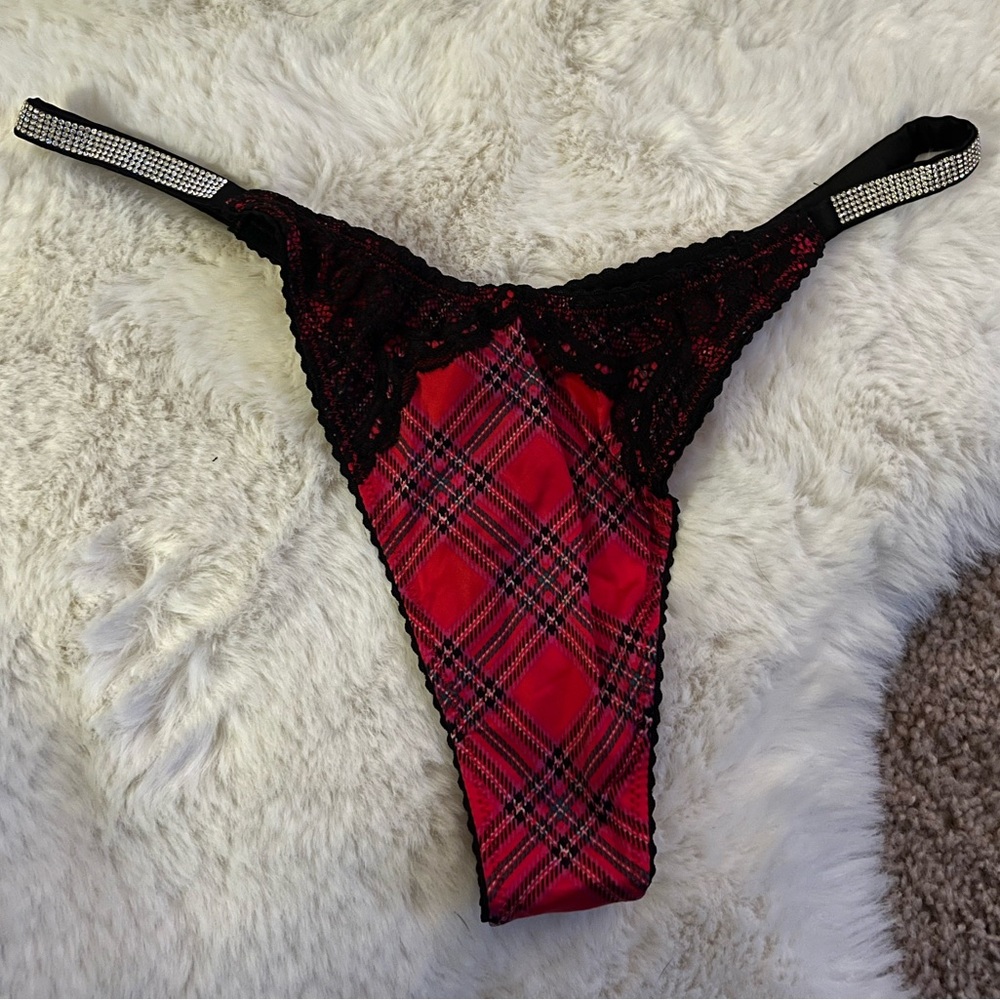 Victoria’s Secret shine strap Panty